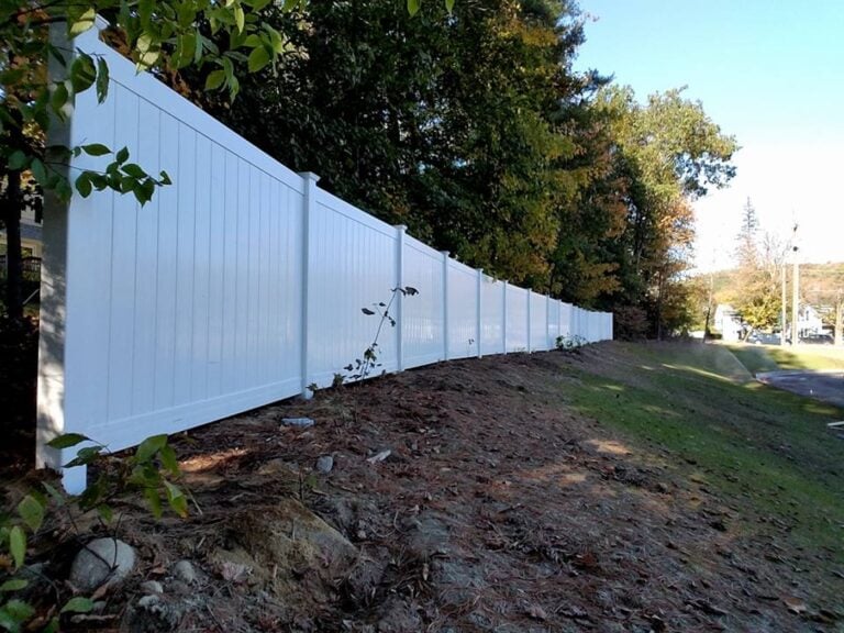 vinyl white fence