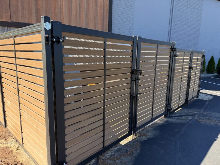MIXED MATERIAL COMPOSITE FENCING
