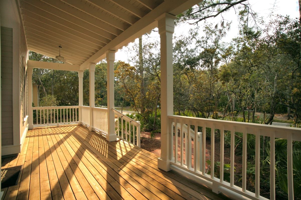 Explore the most popular front porch railing styles to boost your home's curb appeal. Find the right look and material to match your property perfectly.